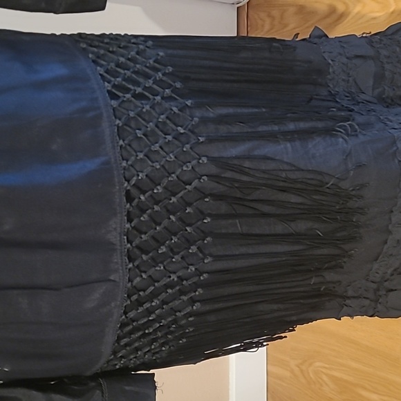 ZARA flower embroidered top with tassle trim. Size Small  NWOT - Picture 4 of 5